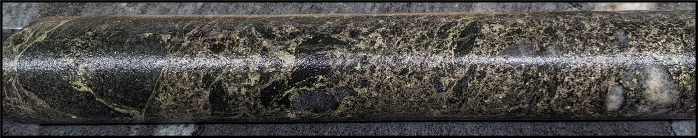 Smoke Lake semi-massive sulphide breccia with ultramafic and tonalite clasts
